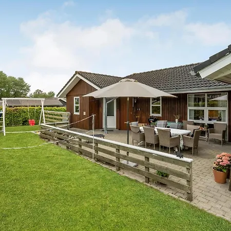 Holiday home Beautiful In With Wifi